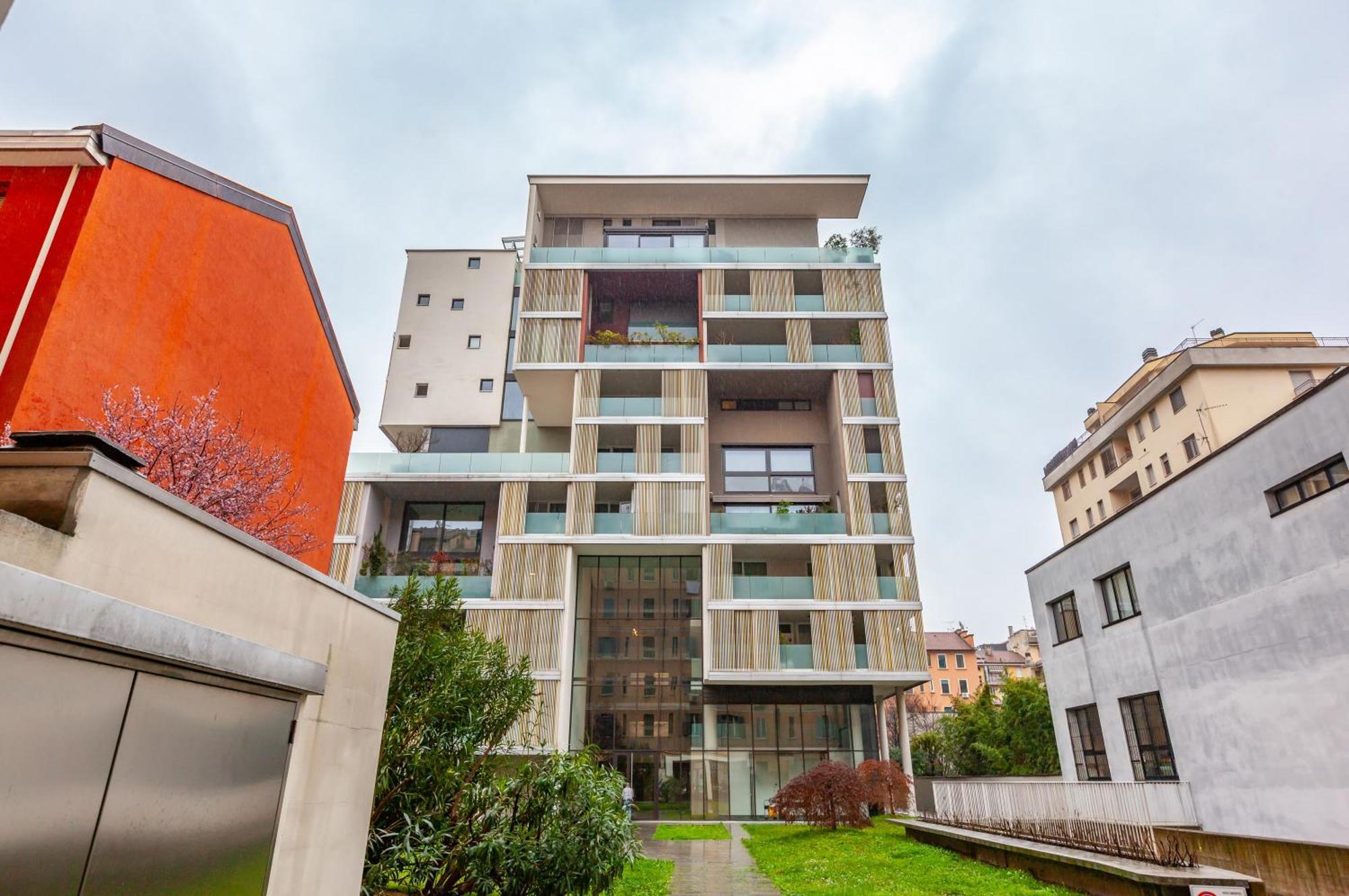 Lomellina Comfy Apartment Милан Экстерьер фото